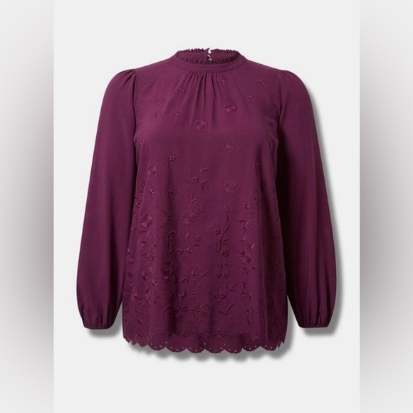 TORRID Challis Embroidered Cut Out Long Sleeve Blouse - Picture 4 of 8